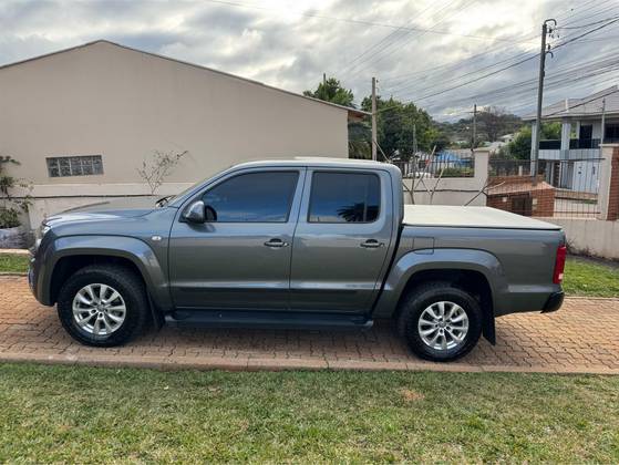 VOLKSWAGEN AMAROK 2.0 COMFORTLINE 4X4 CD 16V TURBO INTERCOOLER DIESEL 4P AUTOMÁTICO VOLKSWAGEN AMAROK 2.0 COMFORTLINE 4X4 CD 16V TURBO INTERCOOLER DIESEL 4P AUTOMÁTICO